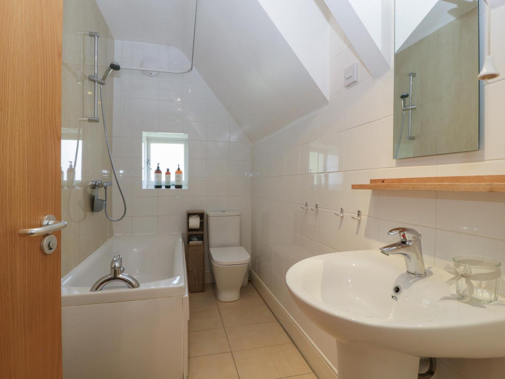 Appartamento Amazing View Malvern Wells Esterno foto